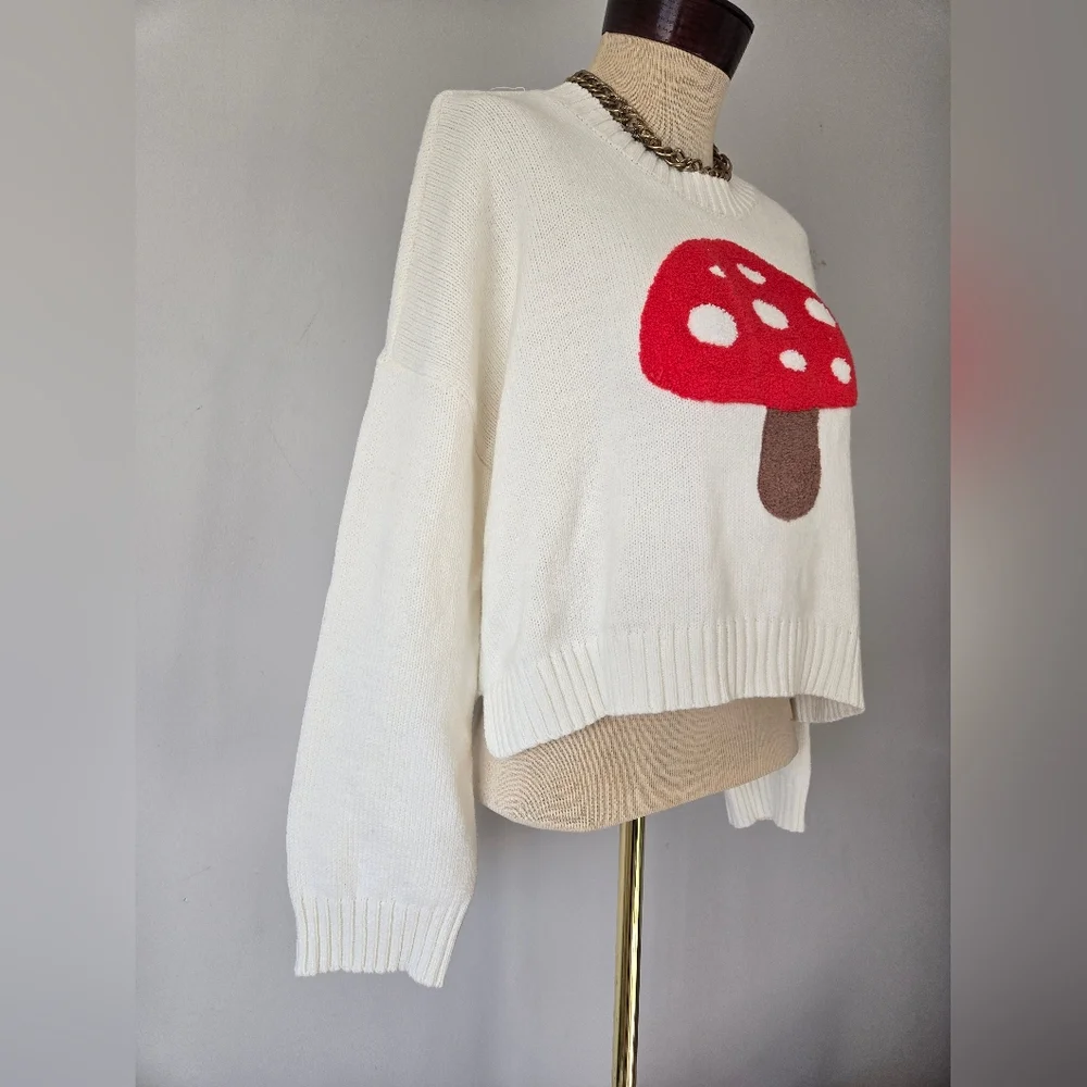 moon & madison Cream Knit Crop Sweater with Red Mushroom . Size Small - Picture 5 of 13